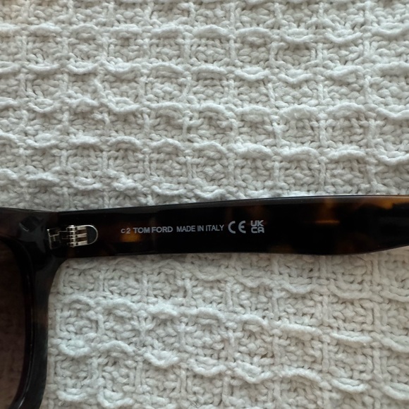 Tom Ford Dark Tortoise Sunglasses - Picture 5 of 9